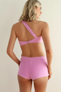 Hot Luisa Shorts Full
