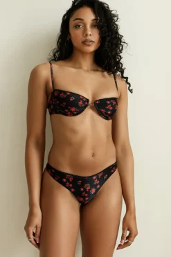 Hot Seaport Thong Bikini Bottom Bottoms|Thong