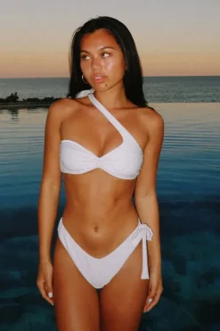 Fashion Skylar Asymmetrical Bikini Top Tops